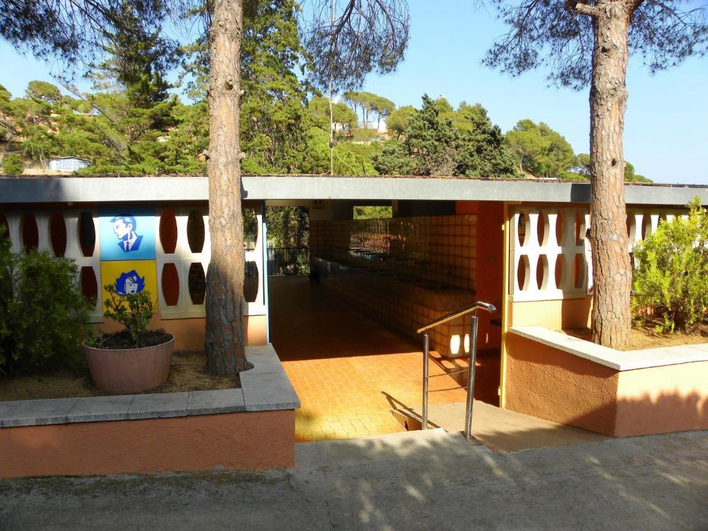 Camping Senia Cala Canyelles Hotel Lloret de Mar Exterior photo